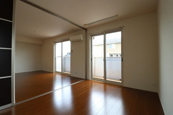 レゾナンツ A棟