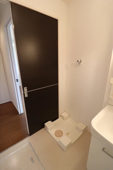 レゾナンツ A棟