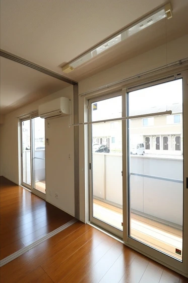 レゾナンツ A棟