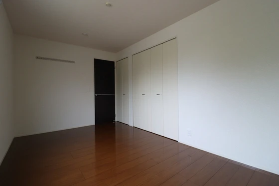 レゾナンツ A棟