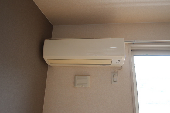 メゾン エミグラント B棟