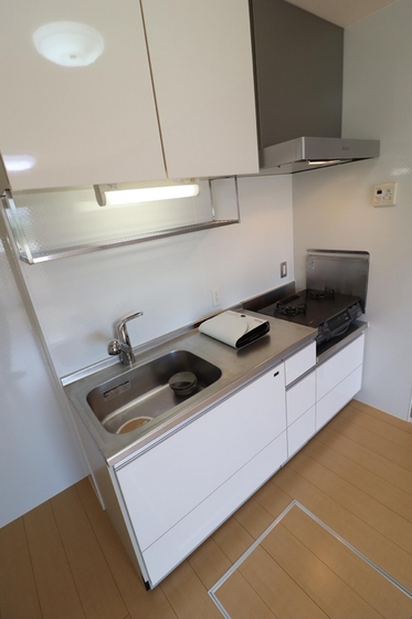 メゾン エミグラント B棟