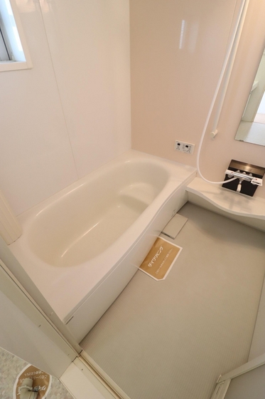 メゾン エミグラント B棟