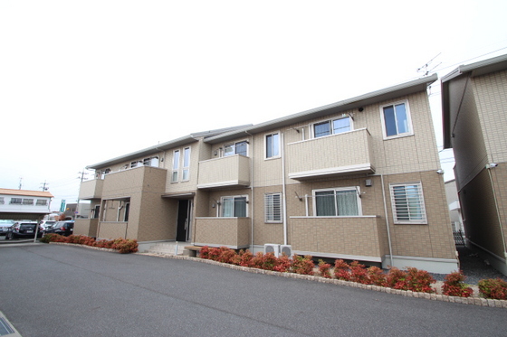 メゾン エミグラント B棟