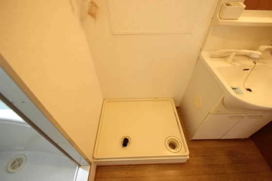 レユスィール三宅A