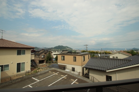 レユスィール三宅A