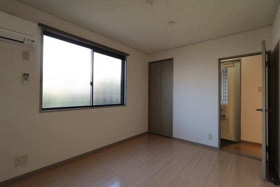 プレールSEGAWA B棟