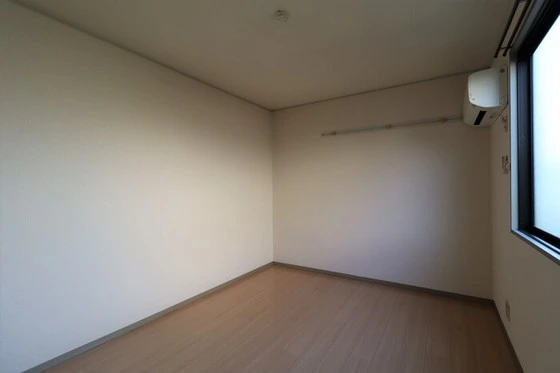 プレールSEGAWA B棟