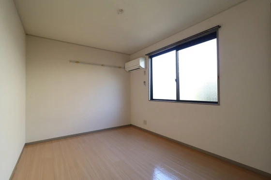 プレールSEGAWA B棟