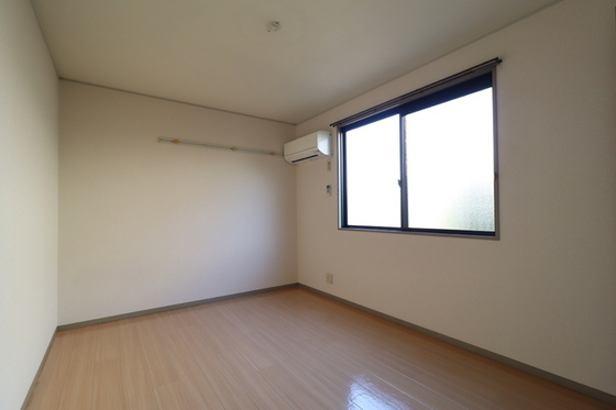 プレールSEGAWA B棟