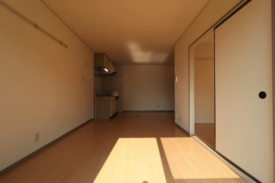 プレールSEGAWA B棟