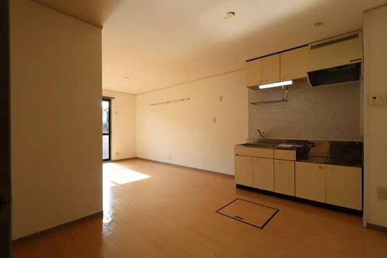 プレールSEGAWA B棟