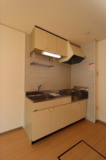 プレールSEGAWA B棟