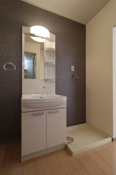 プレールSEGAWA B棟