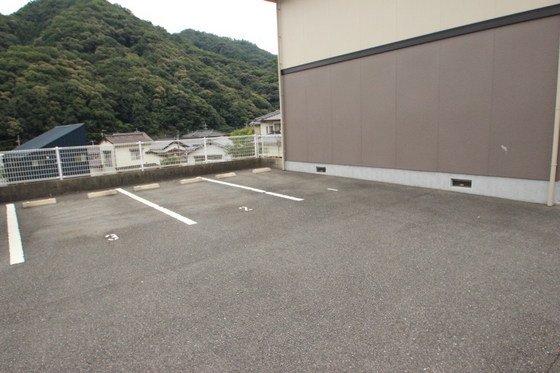 フレグランス吉田 B棟