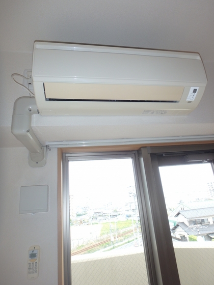 カーサフィオーレ西市駅前