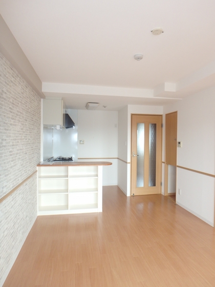 カーサフィオーレ西市駅前