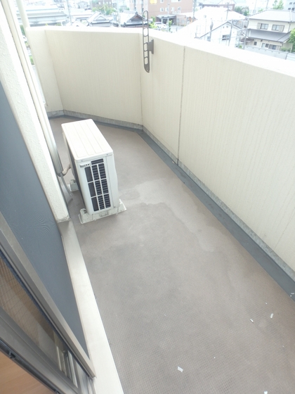 カーサフィオーレ西市駅前