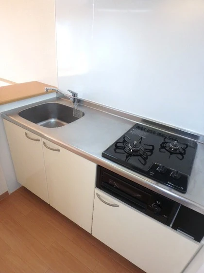 カーサフィオーレ西市駅前