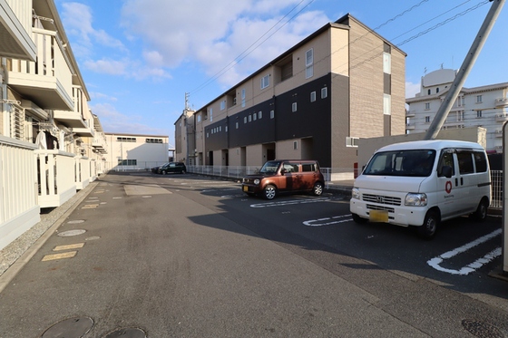 グランドソレイユ B棟