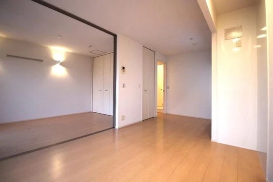 グランドソレイユ B棟