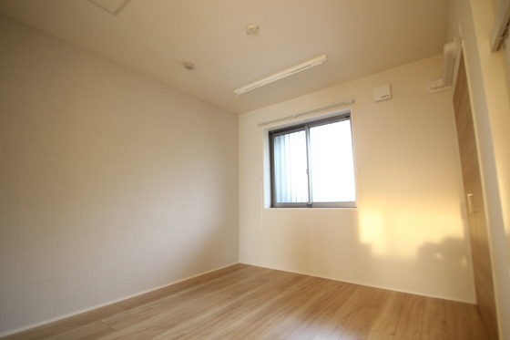 ファンコート堀越 弐番館