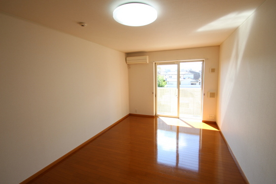 コンフォートスクエア A