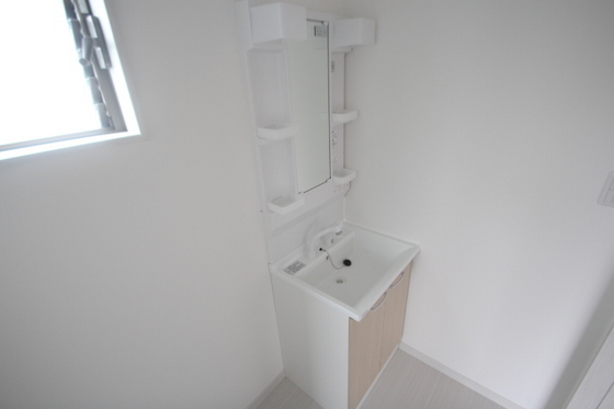 ロイヤルヴィラ向洋