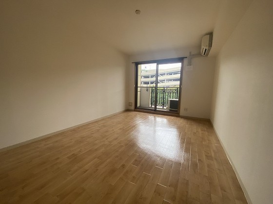 リベラーレ吉川