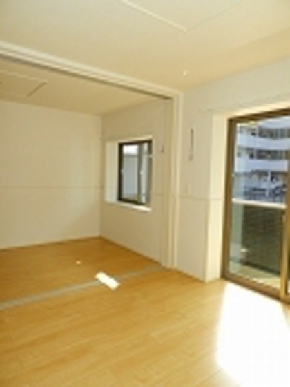 エソール パラディス