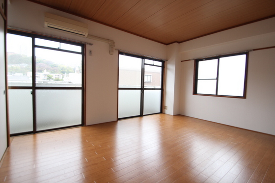 チェリータケタ