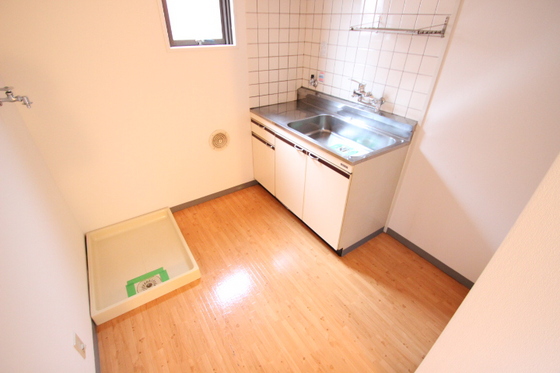 チェリータケタ