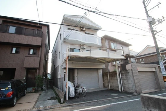 チェリータケタ