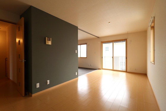 プレジオ六番館