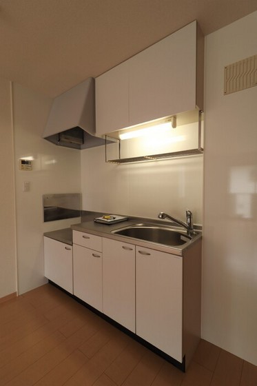 プレジオ六番館