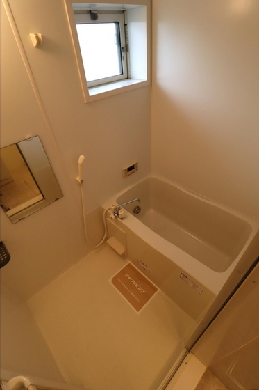 プレジオ六番館