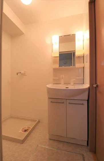 プレジオ六番館