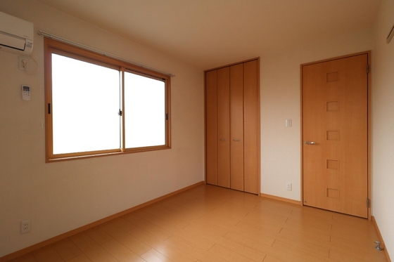 プレジオ六番館