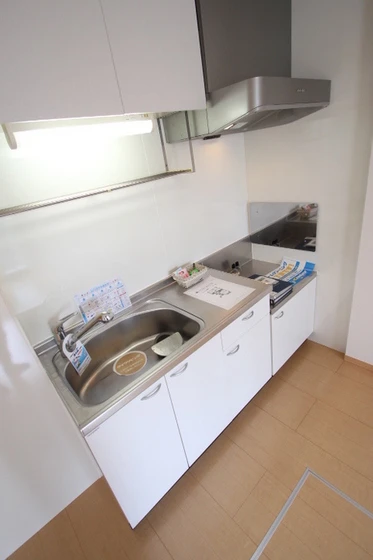 プレジオ六番館