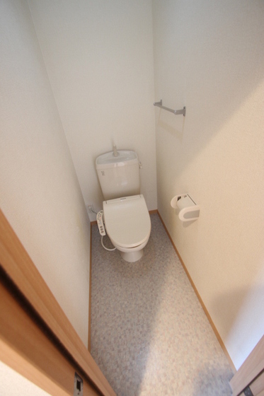 プレジオ六番館