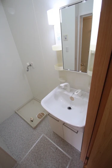 プレジオ六番館