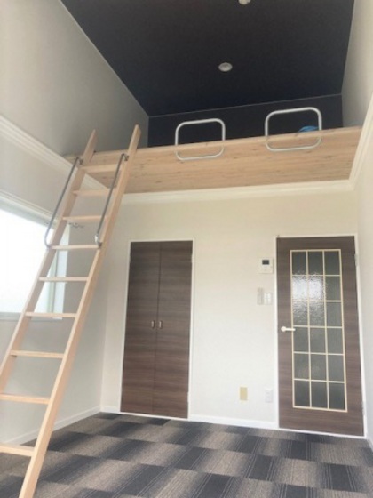 プレール庭瀬駅前