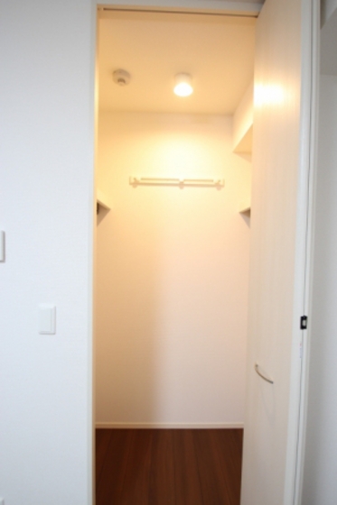 リッツ レジデンス A棟