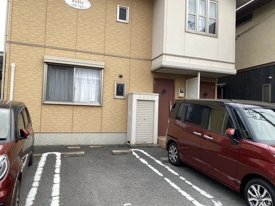 シャーメゾンフェリス