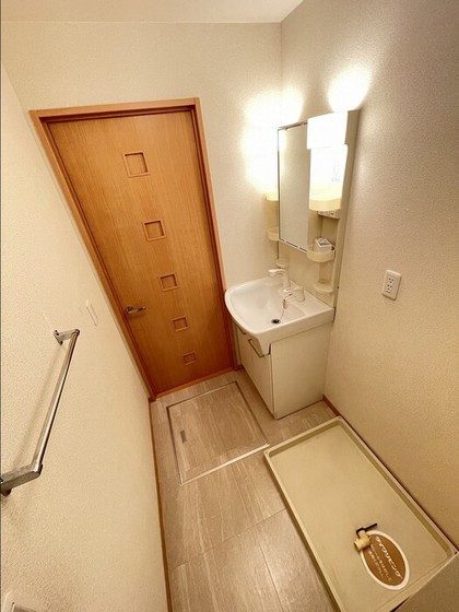 サンティーエ A棟