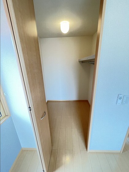 サンティーエ A棟