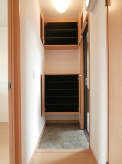 サンティーエ A棟