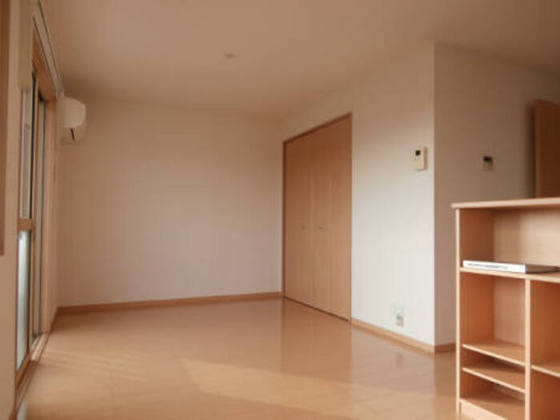 サンティーエ A棟