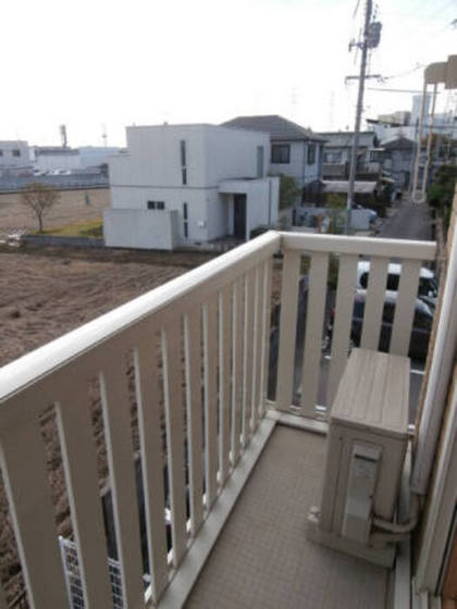 サンティーエ A棟