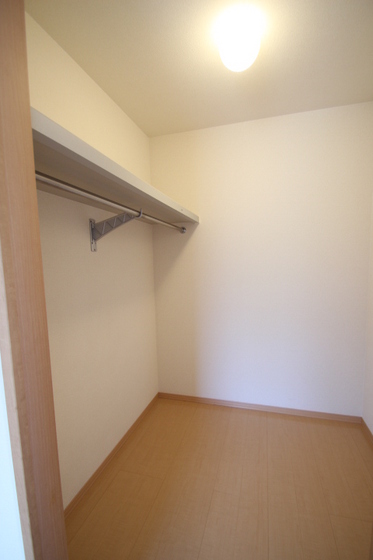 サンティーエ A棟